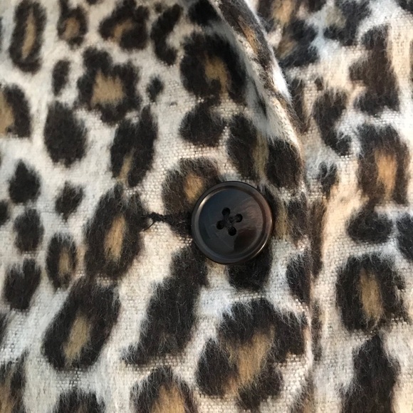 Altar’d State leopard coat - Picture 9 of 9